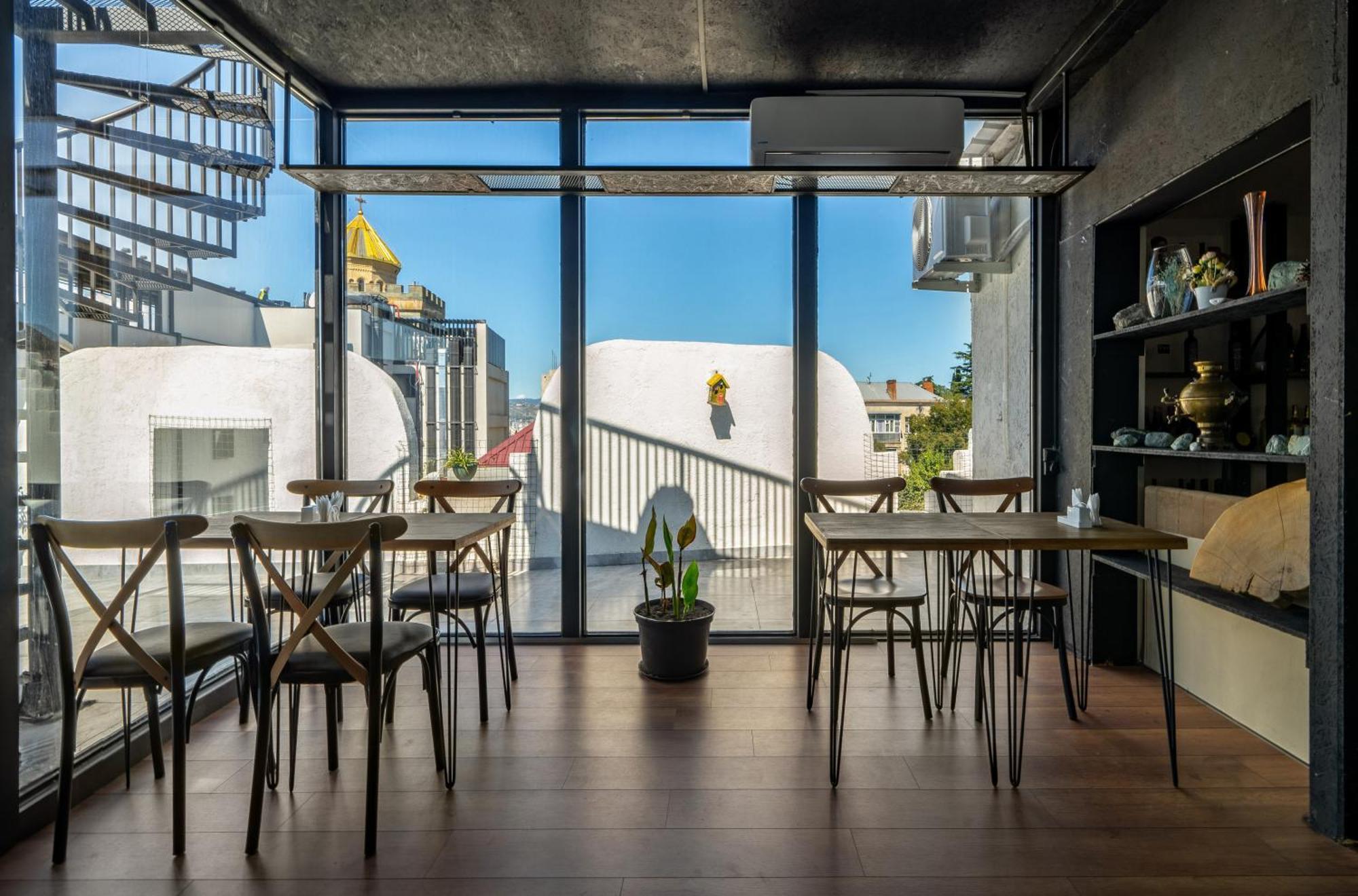 Hotel Tato & Coworking Space Тбилиси Экстерьер фото