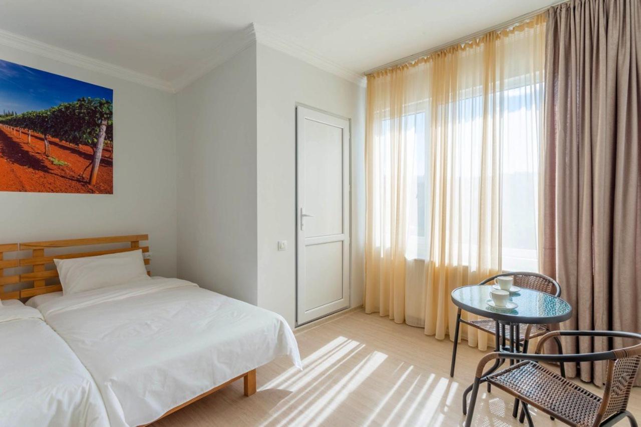 Hotel Tato & Coworking Space Тбилиси Экстерьер фото